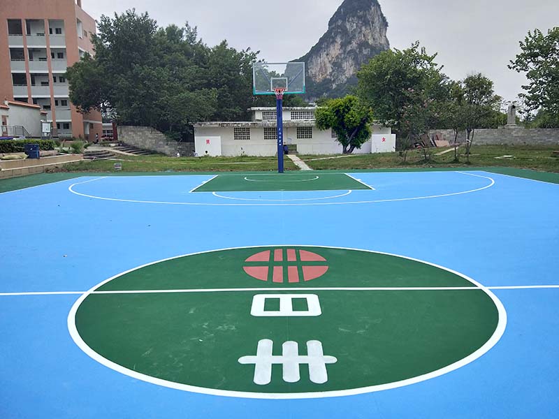 柳州進德鎮(zhèn)中心小學丙烯酸籃球場